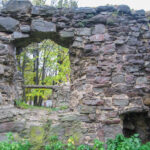 Надвірнянський замок Краснодвір: забута фортеця з таємницями