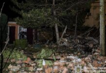 Поліцейські документують наслідки ворожої атаки на Дніпро