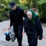 Офіцери-рятувальники ДСНС Запоріжжя евакуювали літню жінку з прифронтової громади