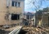 У Запоріжжі усувають наслідки російського обстрілу: пошкоджено 11 будинків