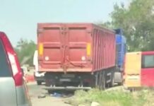 На трасі Павлоград – Дніпро фура протаранила мікроавтобус: рух ускладнено