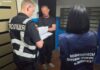 У Запоріжжі таблички для укриттів закупили майже вдвічі дорожче: експосадовцю повідомили про підозру