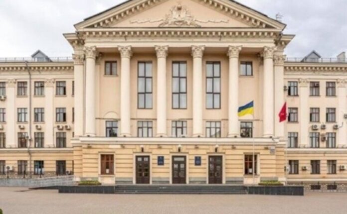 zaporizka-miska-rada-adresa-kontakty-ta-struktura-administratsii-870x400