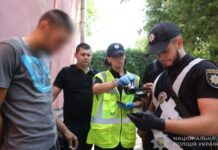 У Запоріжжі затримали двох молодиків, які підпалювали адмінбудівлі на замовлення рф
