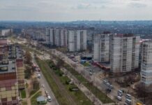 У Дніпрі планують звузити тротуар на проспекті Миру через ремонтні роботи