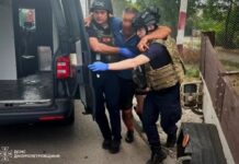 На Дніпропетровщині під час повторного обстрілу постраждали троє працівників місцевої пожежної охорони