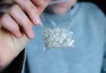 На Запоріжжі за апеляцією прокурорів виробників метамфетаміну засуджено до 9 років ув’язнення