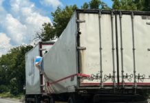 FPV-дрон атакував автівку на трасі Дніпро — Кривий Ріг