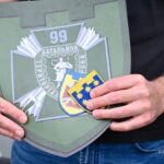 Захисникам із Кам’янського, які воюють на Запорізькому напрямку, передали автомобіль