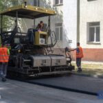 У Кам’янському продовжують реалізацію програми безбар’єрності: де у цьому році заплановано ремонт тротуарів та прибудинкових доріг