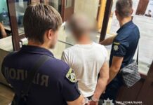 У Дніпрі затримали чоловіка після нападу на військовослужбовця