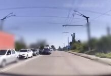 Перетин подвійної суцільної та виїзд на зустрічну смугу: у Кривому Розі патрульні зупинили порушника