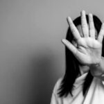 Для жінок, які постраждали від домашнього насильства, запустили безкоштовний чат-бот