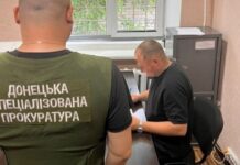 Хабарі за «невідправлення» до піхоти, вбивства та катування підлеглих: екскомандиру артилерійської батареї повідомили про підозру