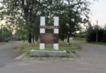 Ворог вдарив FPV-дроном по автівці у Криворізькому районі: загинув 15-річний хлопець