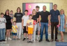 У Кам’янському ще три родини переселенців отримали квартири