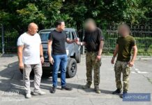 Бійцям 43-ї бригади з Кам’янського передали позашляховик