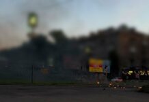 У Кам’янському впали й загорілися уламки ворожого безпілотника