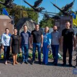 У Кам’янському до Дня прапора підняли стяг і вручили паспорти