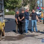 На Лівобережжі Кам’янського капітально ремонтують тротуари