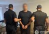 Пограбування у підʼїзді: слідчі Дніпра повідомили про підозру зловмиснику