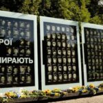 У Дніпрі у День Незалежності вшанували полеглих Героїв