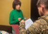 На Запоріжжі затримали колаборантку, яка працювала у псевдовиборчій комісії рф