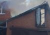 Ворожий удар по Дніпру 30 вересня: зайнявся приватний будинок