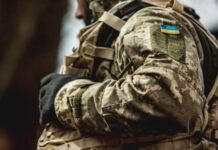 У Дніпрі чоловік публікував у TikTok відео з розташуванням військових