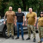 Для захисників 3-го армійського корпусу придбали пікап за кошти Кам’янського