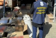 Мільйонні обороти на підакцизних тютюнових виробах: обвинувачуються троє жителів Запоріжжя