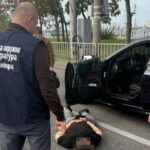 У Дніпрі комунальника затримали на хабарі в $12 тисяч за «вирішення питання» із землею