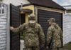 ТЦК почали вторгатися у приватні будинки: Омбудсмен заявив про критичну кількість випадків порушення прав людини