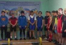Важкоатлети з Кам’янського привезли шість медалей з обласного чемпіонату