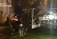 У Запоріжжі внаслідок удару російським БпЛА 5 людей травмовано, ще 11 вдалося врятувати