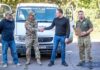 Мер Кам’янського передав автомобіль для штурмового полку «Айдар»